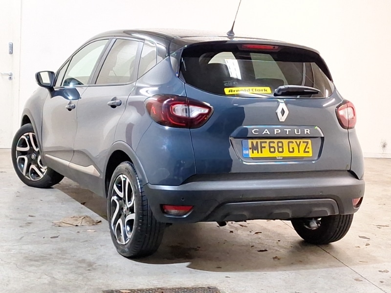 Used Renault Captur 2018 for sale - 76920397: Photo 3