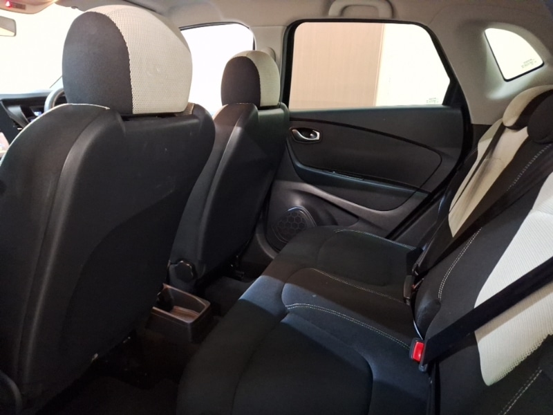 Used Renault Captur 2018 for sale - 76920397: Photo 6