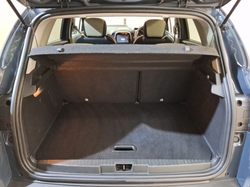 Used Renault Captur 2018 for sale - 76920397: Photo 8