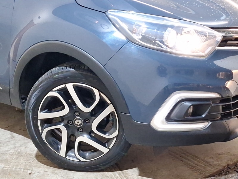 Used Renault Captur 2018 for sale - 76920397: Photo 9