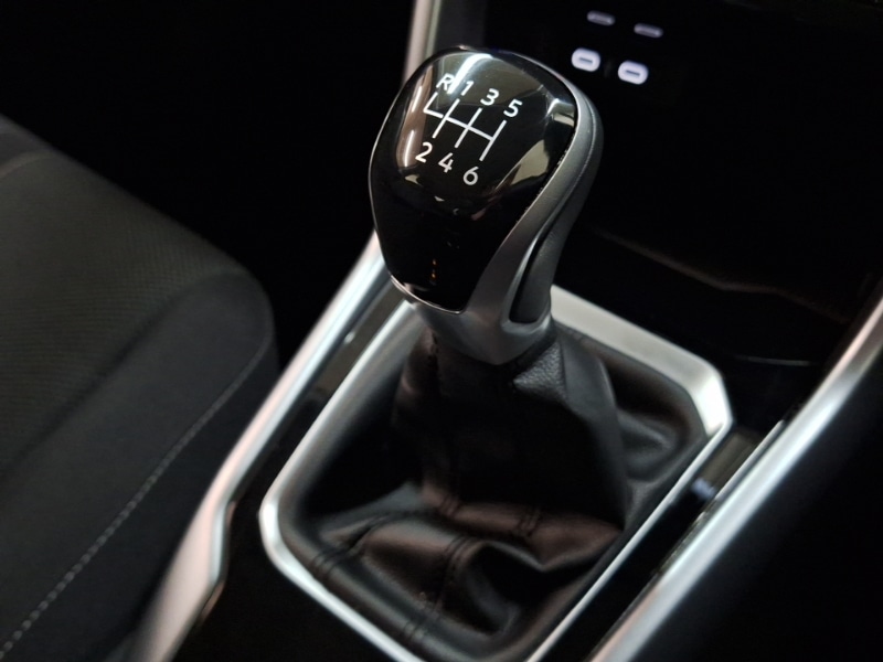 Used Volkswagen T-Roc 2024 for sale - 76471503: Photo 17