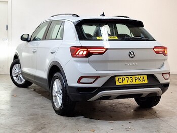 Used Volkswagen T-Roc 2024 for sale - 76471503: Photo