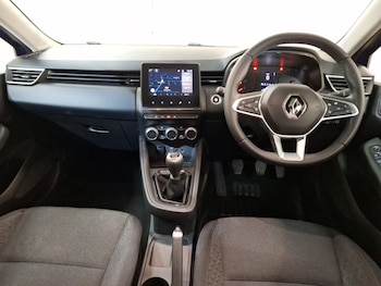 Used Renault Clio 2021 for sale - 75644992: Photo