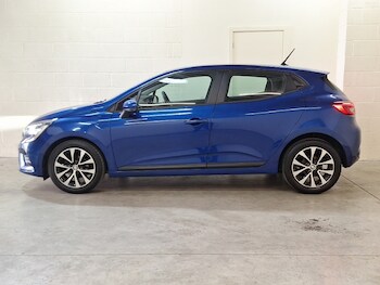 Used Renault Clio 2021 for sale - 75644992: Photo