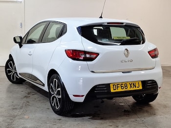 Used Renault Clio 2019 for sale - 75914340: Photo