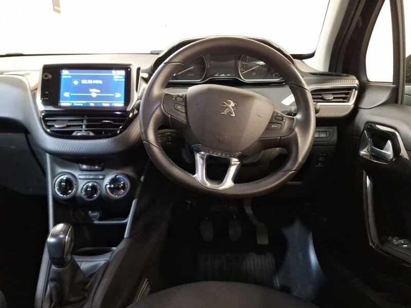 Used Peugeot 208 2019 for sale - 76964029: Photo 10