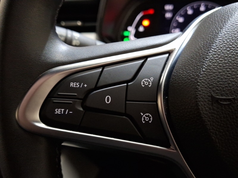 Used Renault Clio 2022 for sale - 76459764: Photo 18