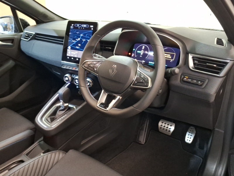 Used Renault Clio 2025 for sale - 76860792: Photo 11