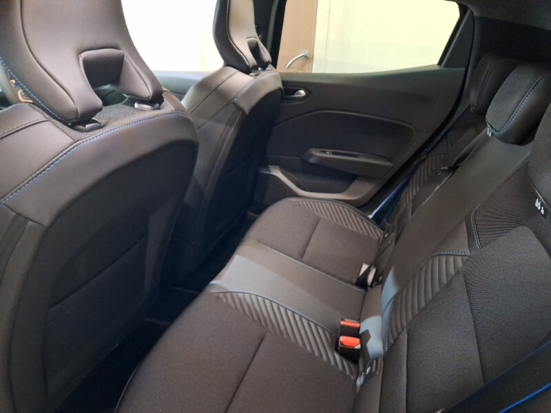 Used Renault Clio 2025 for sale - 76860792: Photo 6