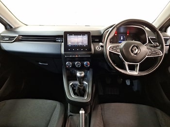 Used Renault Clio 2020 for sale - 75605473: Photo