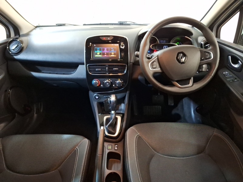 Used Renault Clio 2019 for sale - 76959075: Photo 2