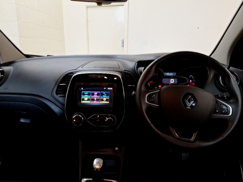 Used Renault Captur 2019 for sale - 76518812: Photo 2