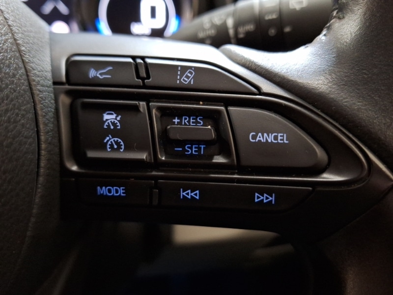 Used Toyota Yaris 2022 for sale - 76879862: Photo 19