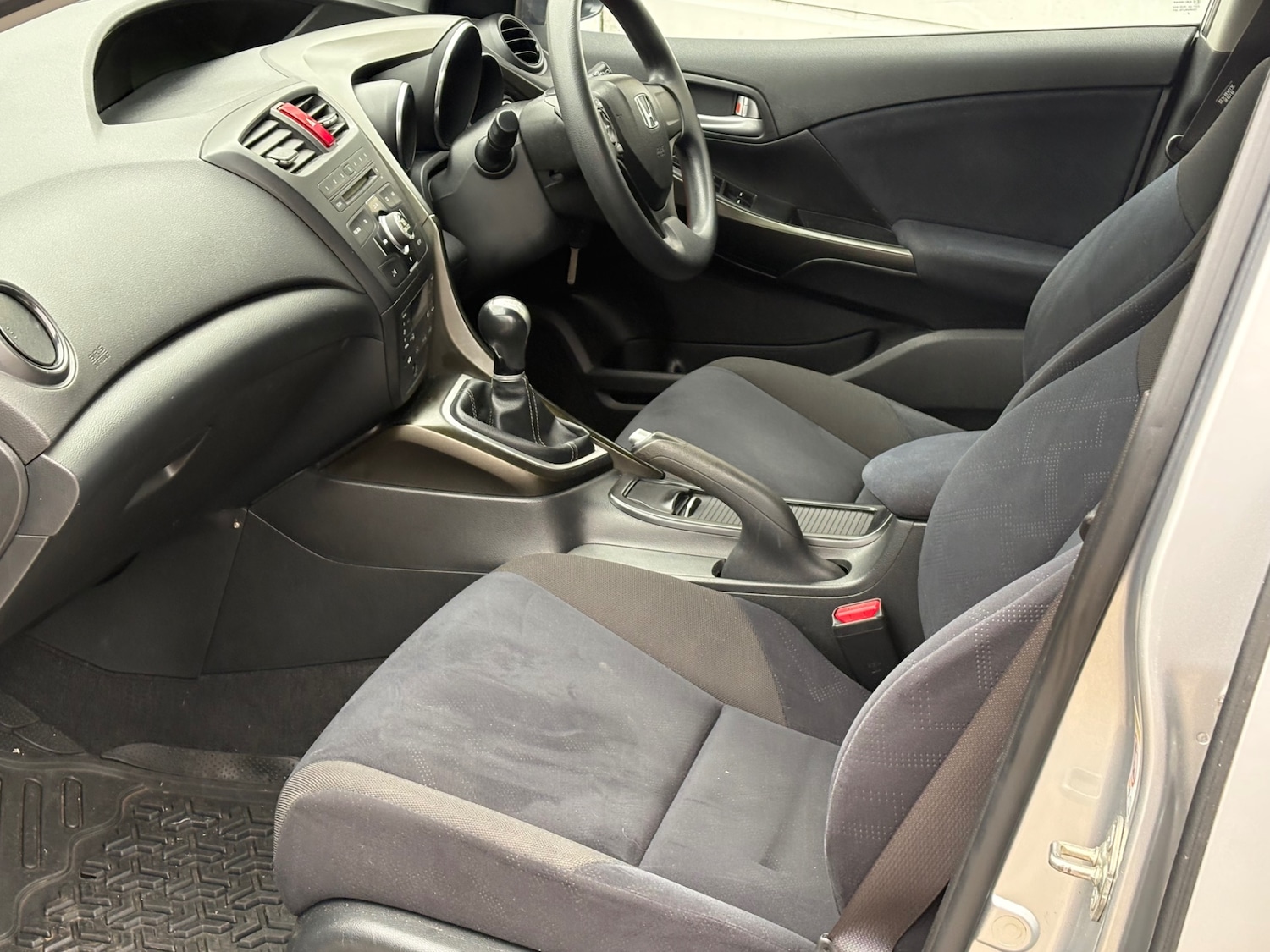 Used Honda Civic 2013 for sale - 77917581: Photo 2