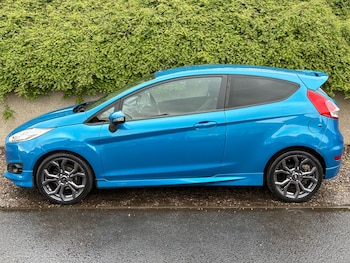 Used Ford Fiesta 2015 for sale - 78827895: Photo
