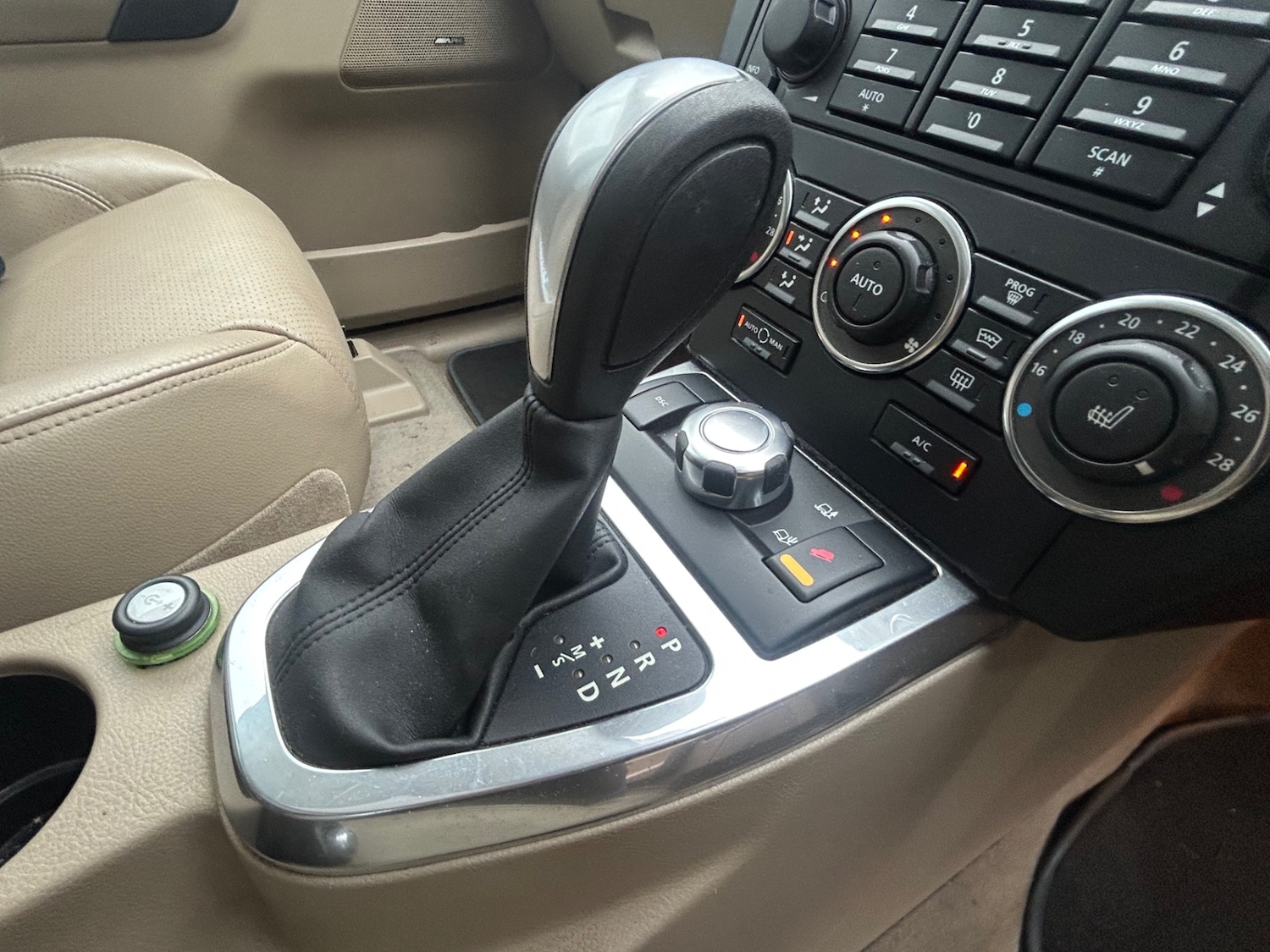 Used Land Rover Freelander 2009 for sale - 77324704: Photo 8