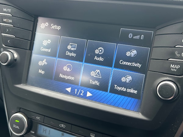 Used Toyota Avensis 2017 for sale - 76128684: Photo 11