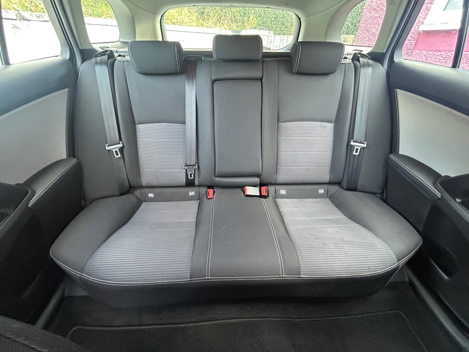 Used Toyota Avensis 2017 for sale - 76128684: Photo 12