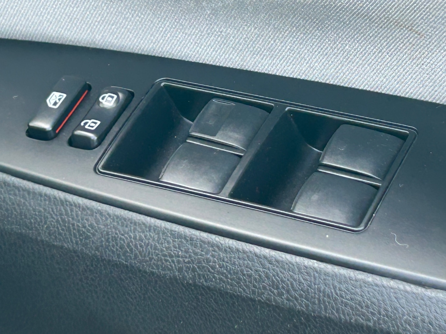 Used Toyota Avensis 2017 for sale - 76128684: Photo 20