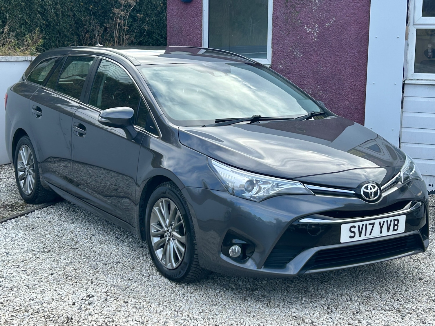 Used Toyota Avensis 2017 for sale - 76128684: Photo 24