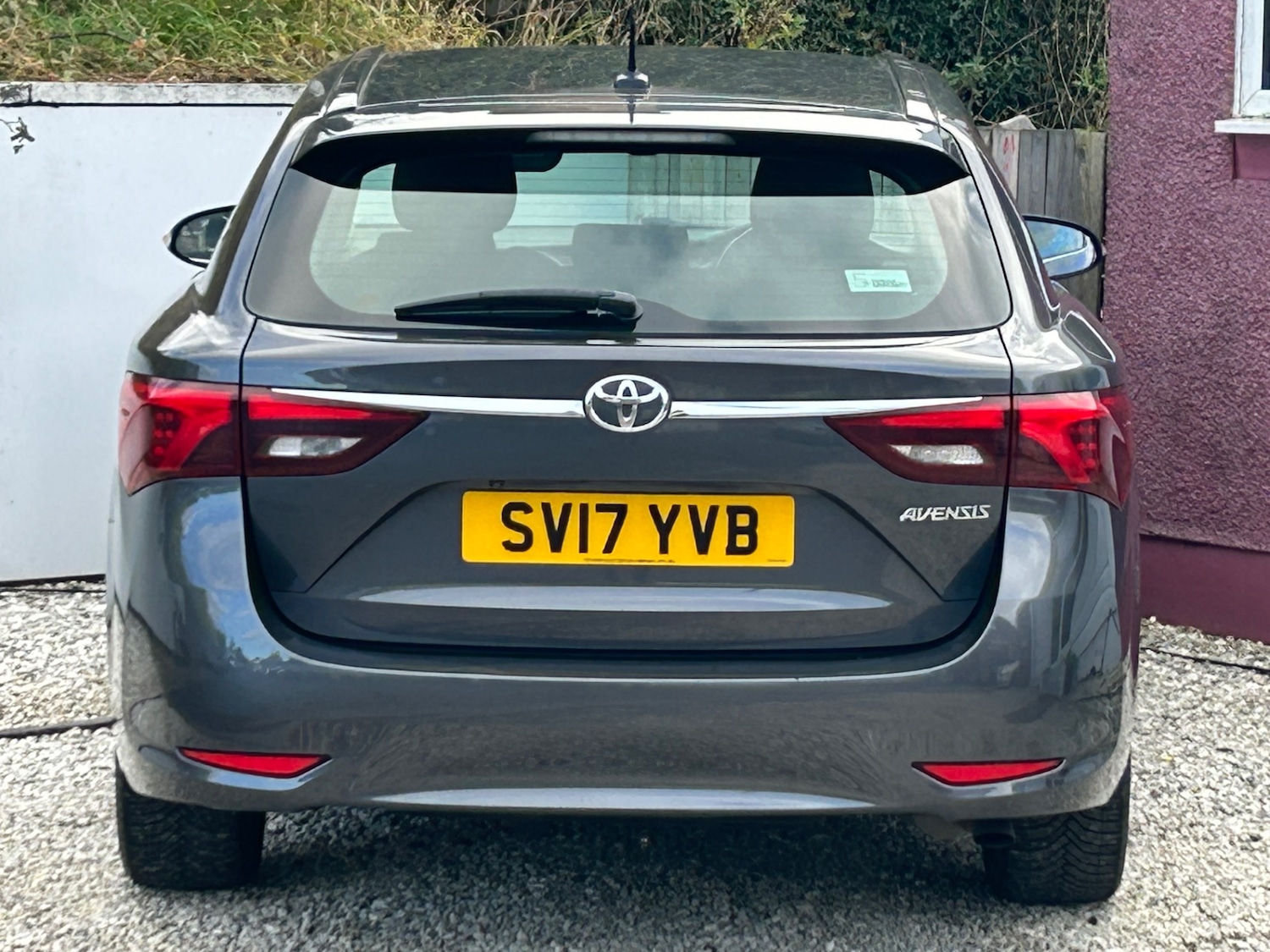 Used Toyota Avensis 2017 for sale - 76128684: Photo 28