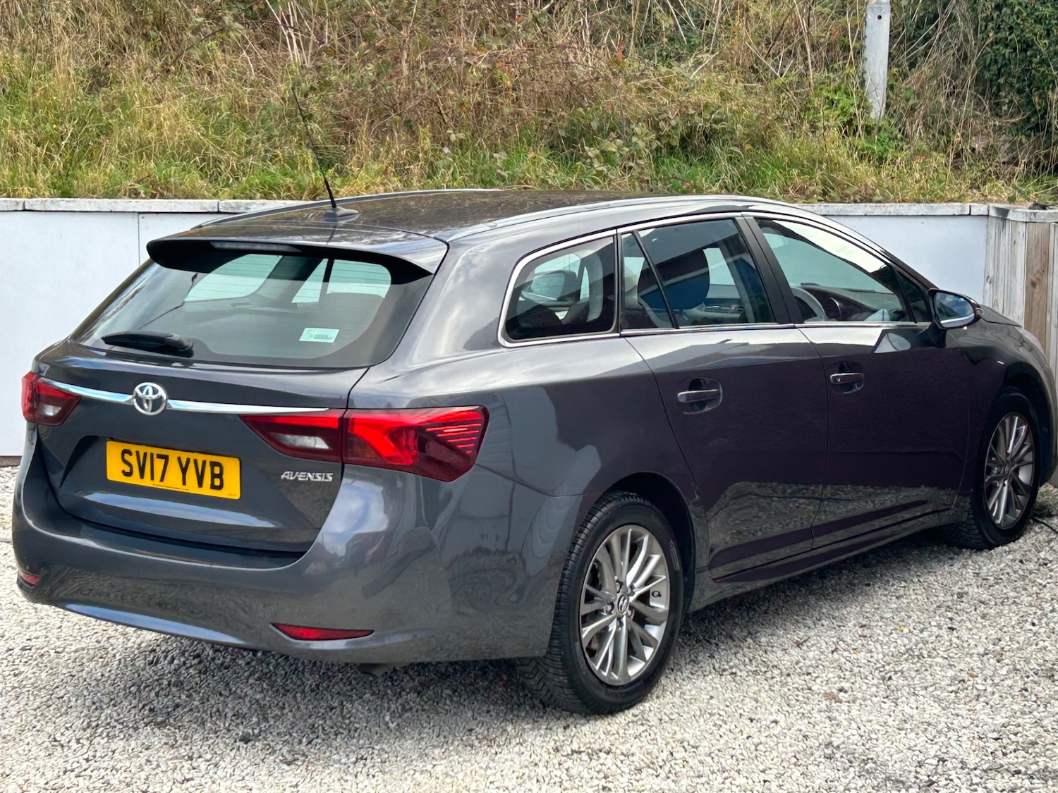 Used Toyota Avensis 2017 for sale - 76128684: Photo 29