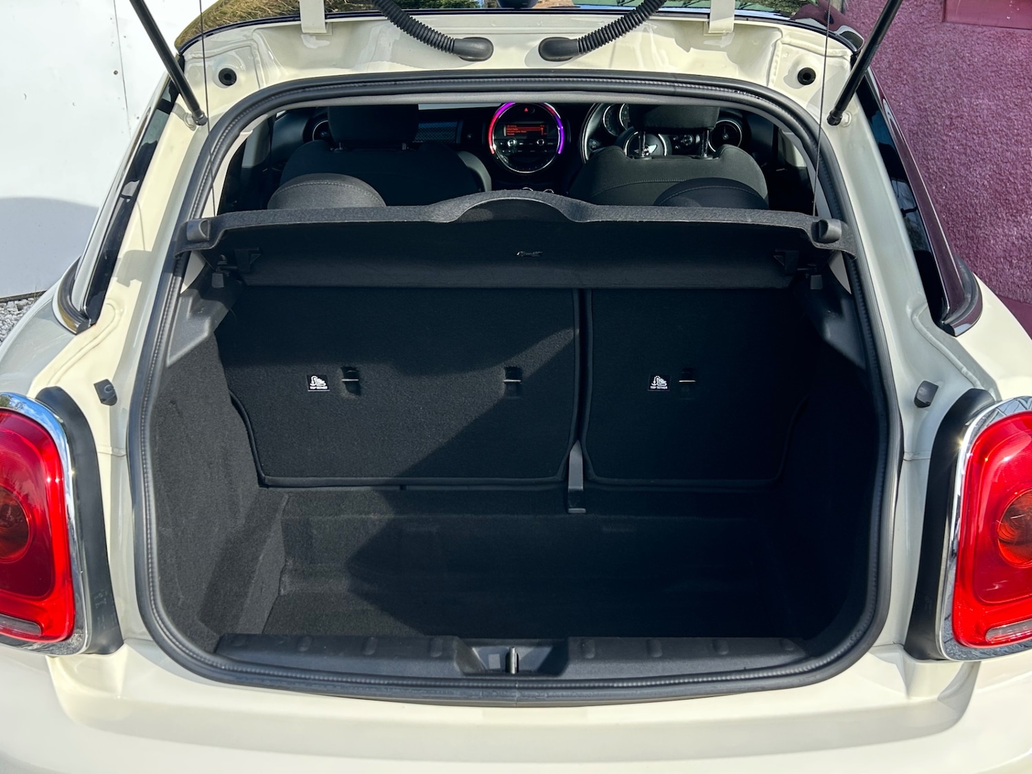 Vehicle 29