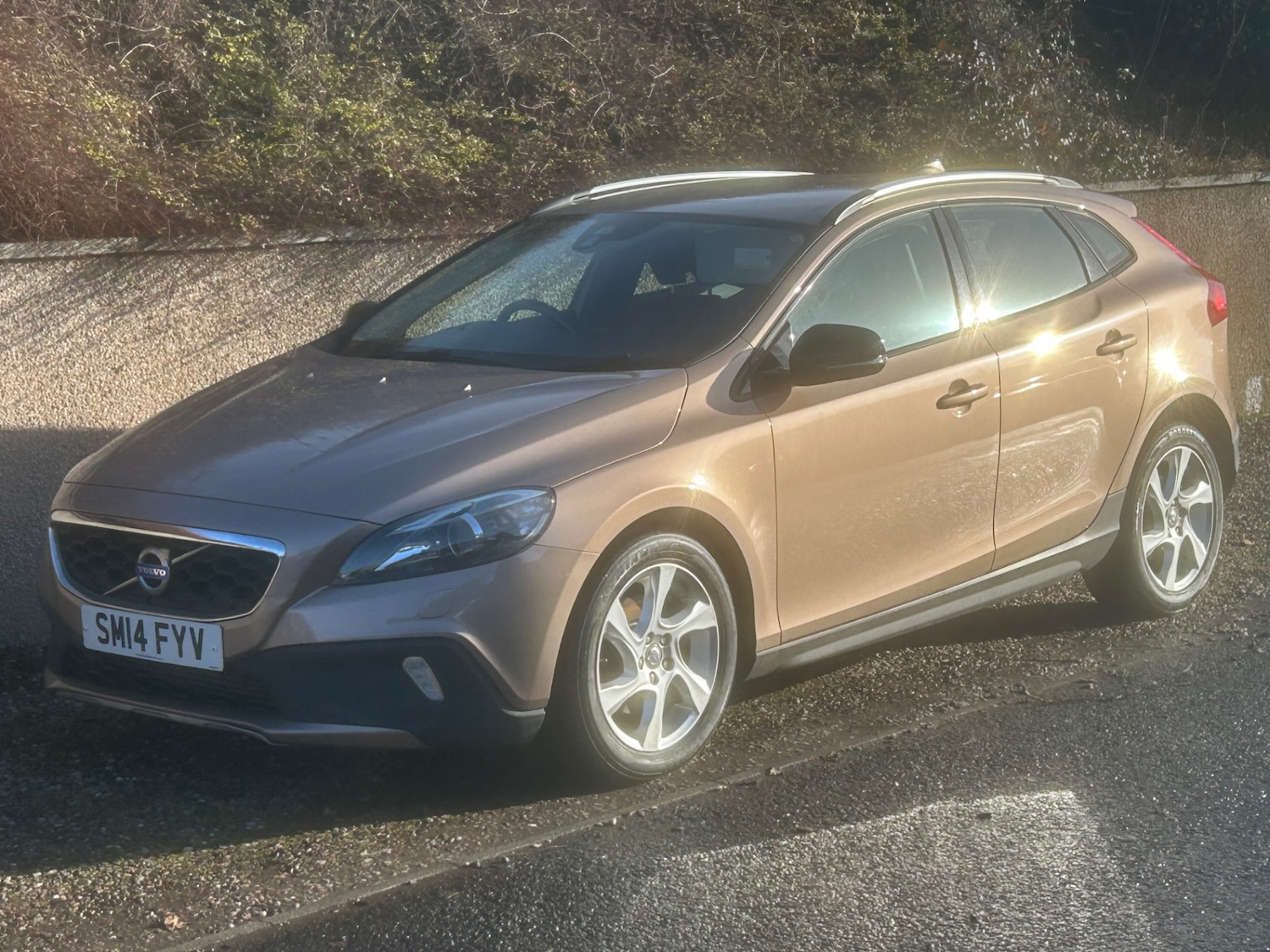Used Volvo V40 2014 for sale - 77351242: Photo 4
