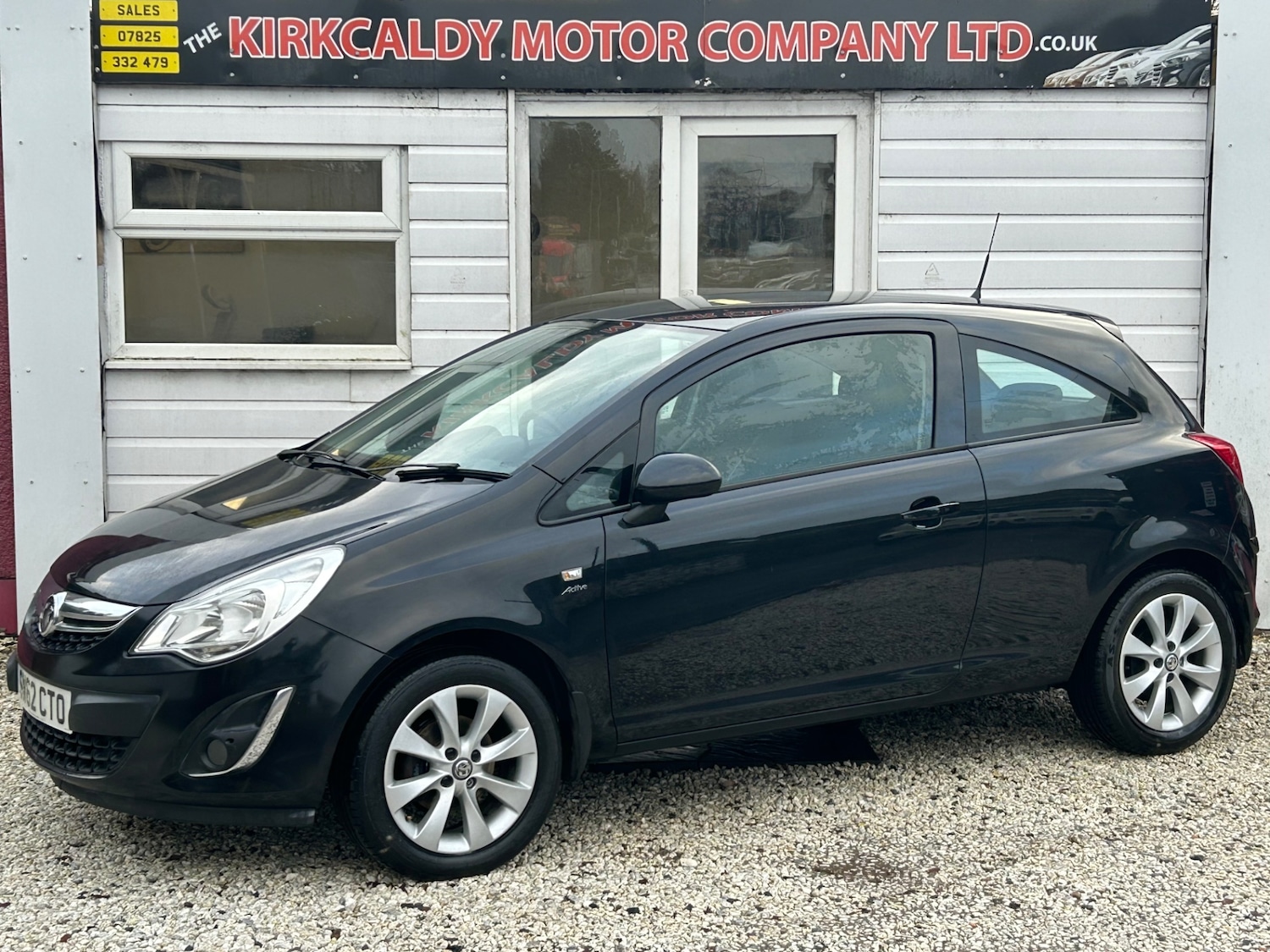 Used Vauxhall Corsa 2012 for sale - 76845972: Photo 1