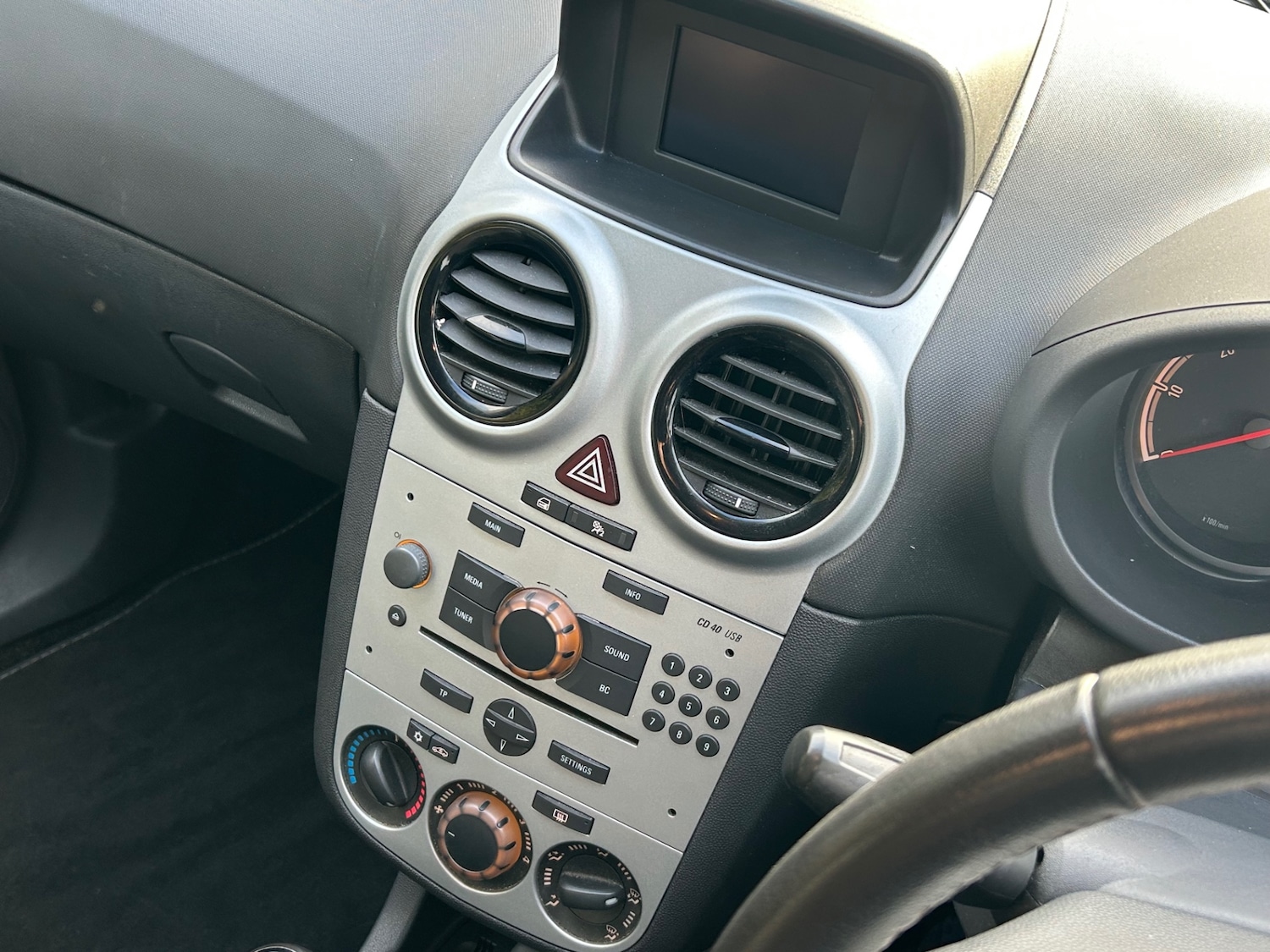 Used Vauxhall Corsa 2012 for sale - 76845972: Photo 15