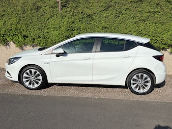 Used Vauxhall Astra 2017 for sale - 77917683: Photo