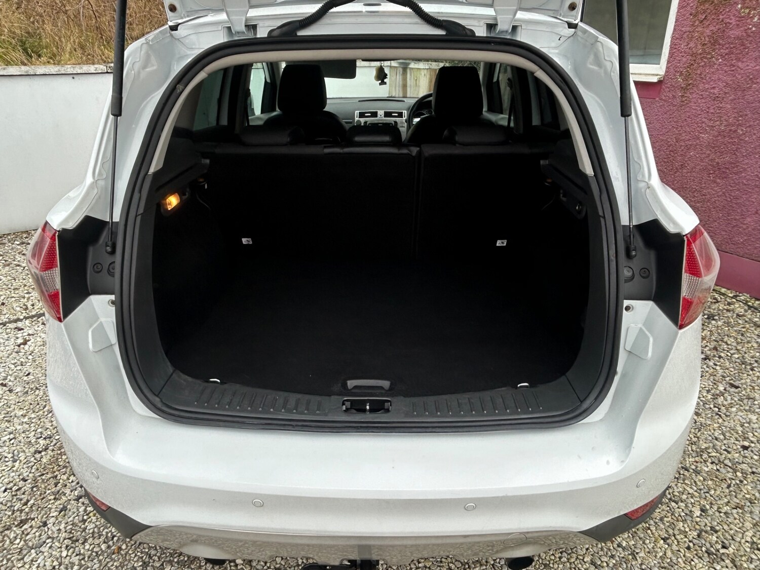 Used Ford Kuga 2010 for sale - 77353646: Photo 30