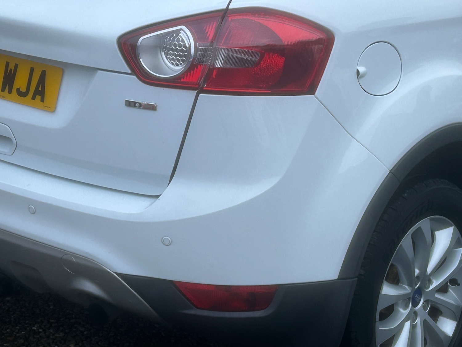 Used Ford Kuga 2010 for sale - 77353646: Photo 9