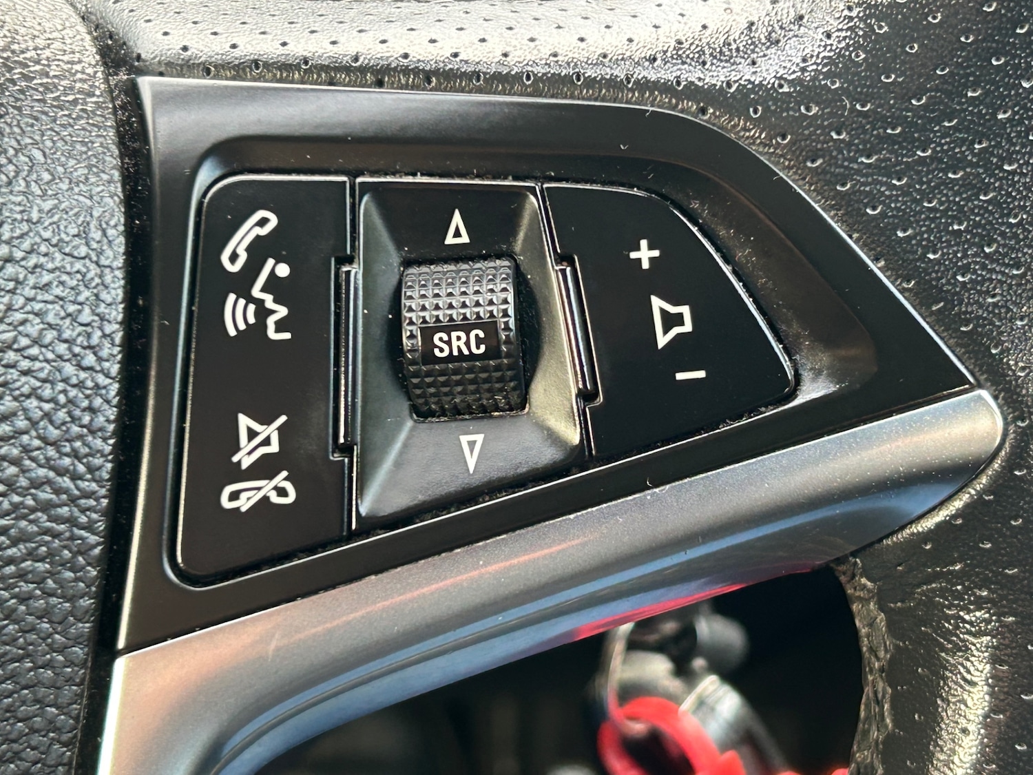 Used Vauxhall Astra 2013 for sale - 76682217: Photo 17