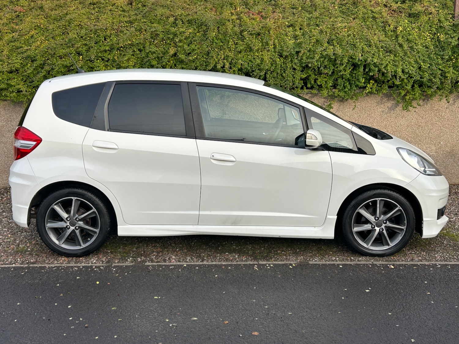 Used Honda Jazz 2015 for sale - 76464785: Photo 26
