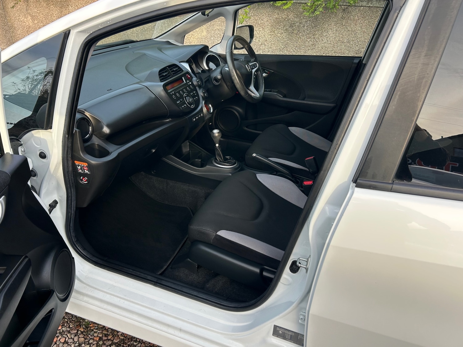 Used Honda Jazz 2015 for sale - 76464785: Photo 30