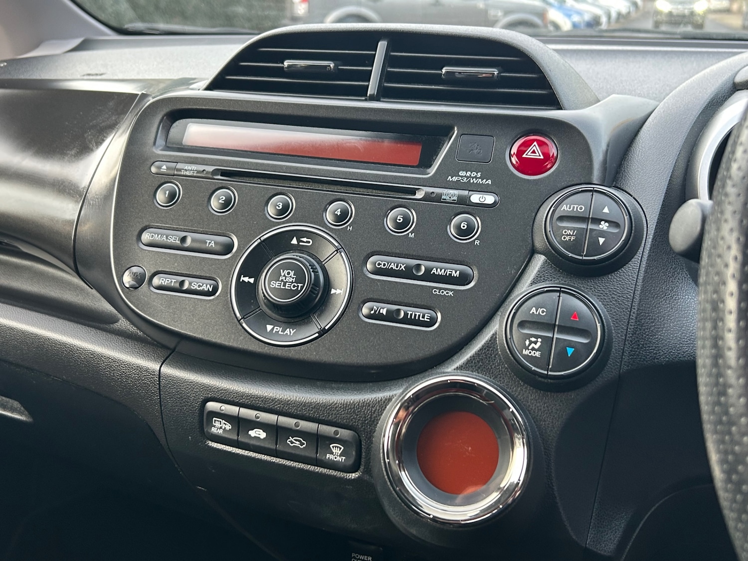 Used Honda Jazz 2015 for sale - 76464785: Photo 36