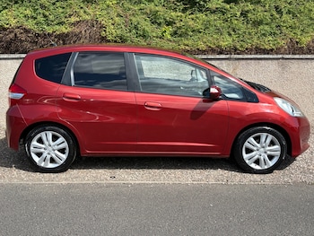 Used Honda Jazz 2014 for sale - 79321577: Photo
