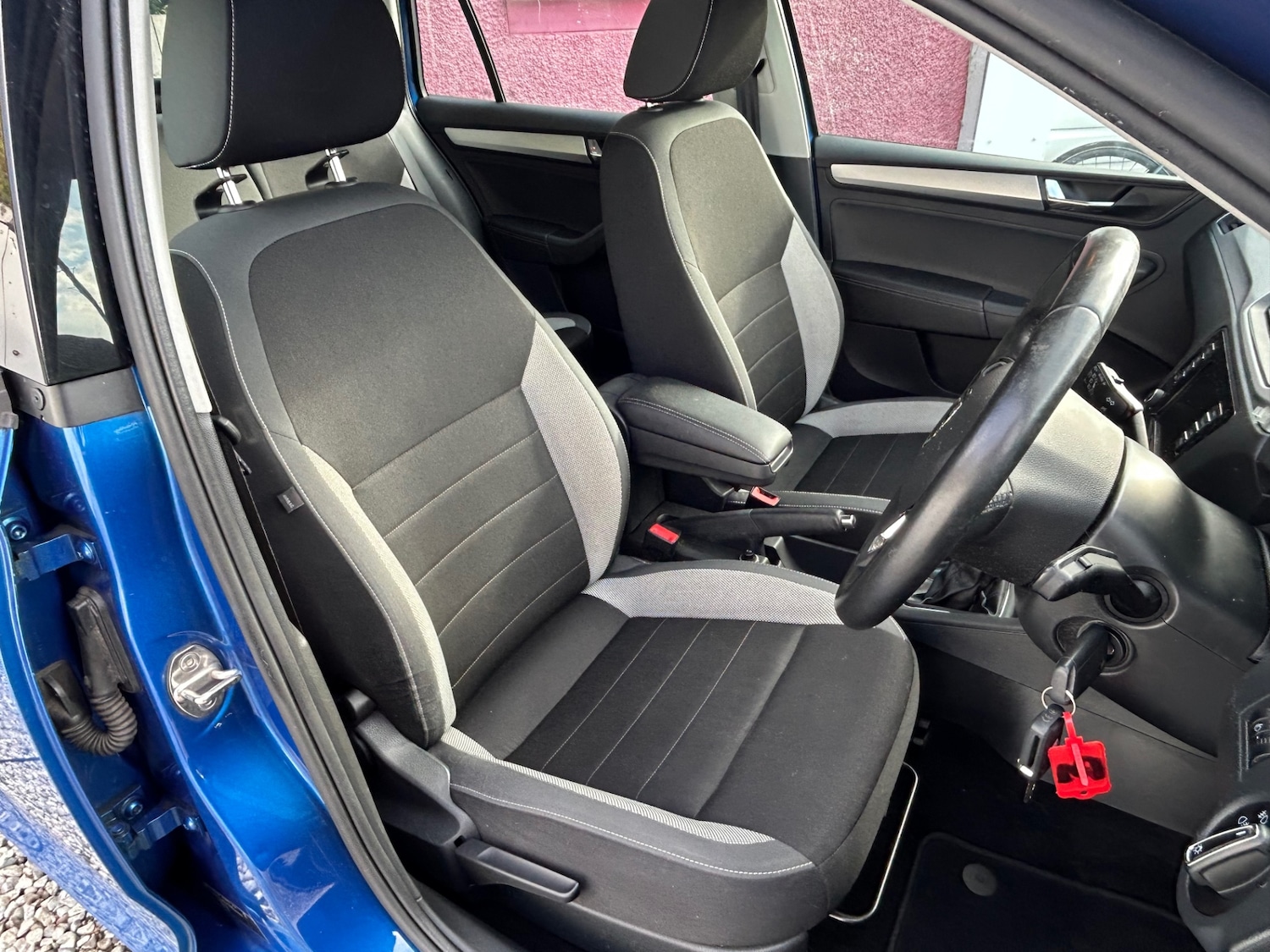 Vehicle 29