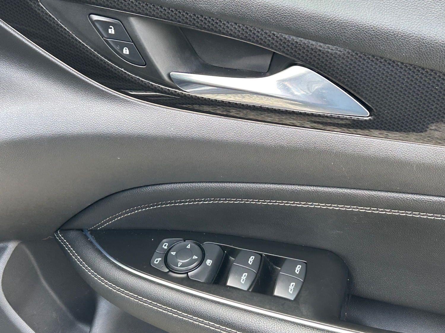 Used Vauxhall Insignia 2017 for sale - 76145777: Photo 20