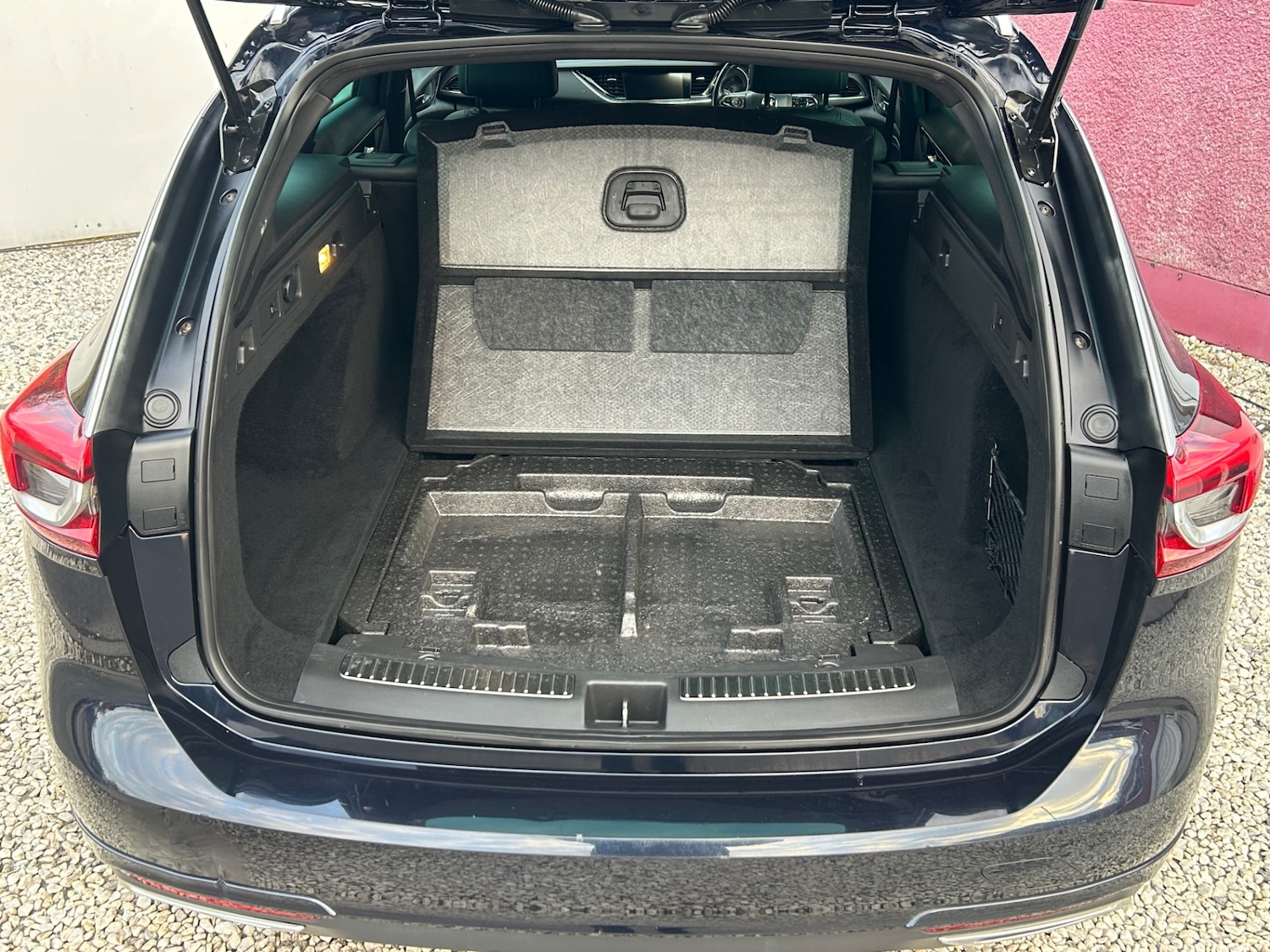 Used Vauxhall Insignia 2017 for sale - 76145777: Photo 31