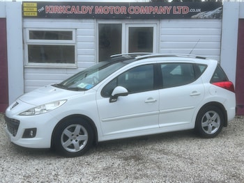 2013 (62) - 1.4 VTi Active 5dr