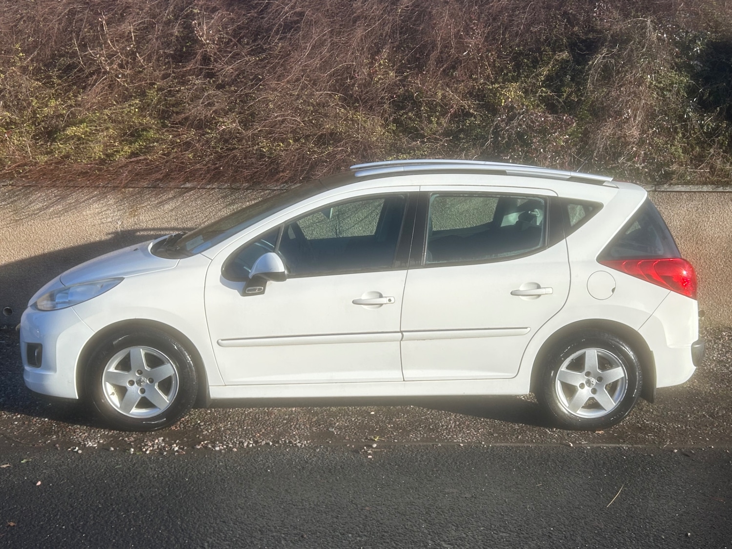 Used Peugeot 207 2013 for sale - 77351255: Photo 3