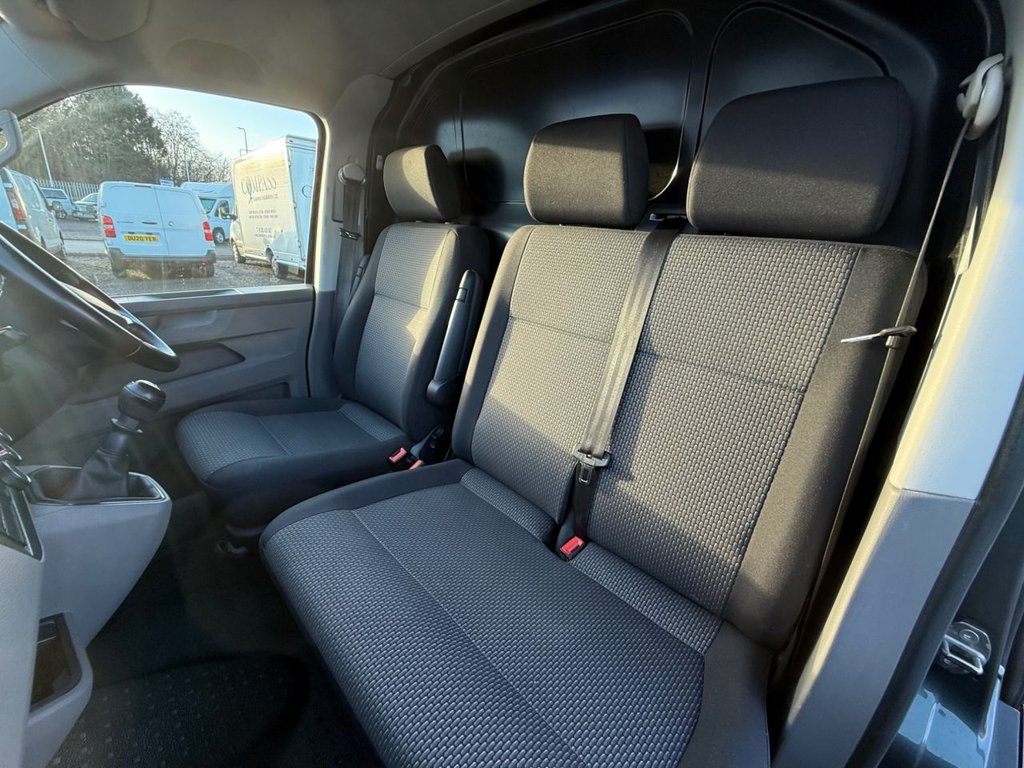 Used Volkswagen Transporter 2023 for sale - 77212724: Photo 11