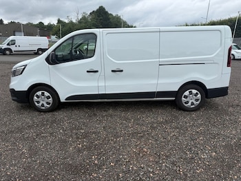 Used Renault Trafic 2023 for sale - 79409256: Photo