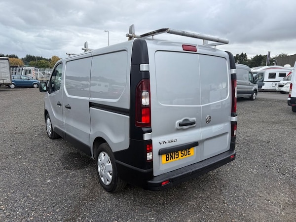 Used Vauxhall Vivaro 2019 for sale - 75693265: Photo 5