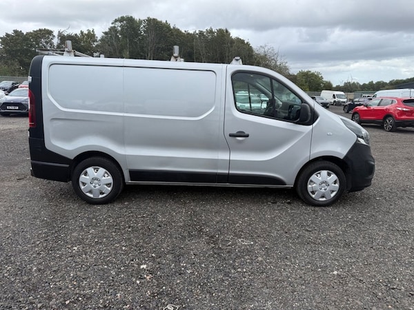 Used Vauxhall Vivaro 2019 for sale - 75693265: Photo 8
