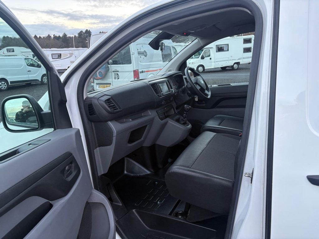 Used Vauxhall Vivaro 2020 for sale - 77171743: Photo 10