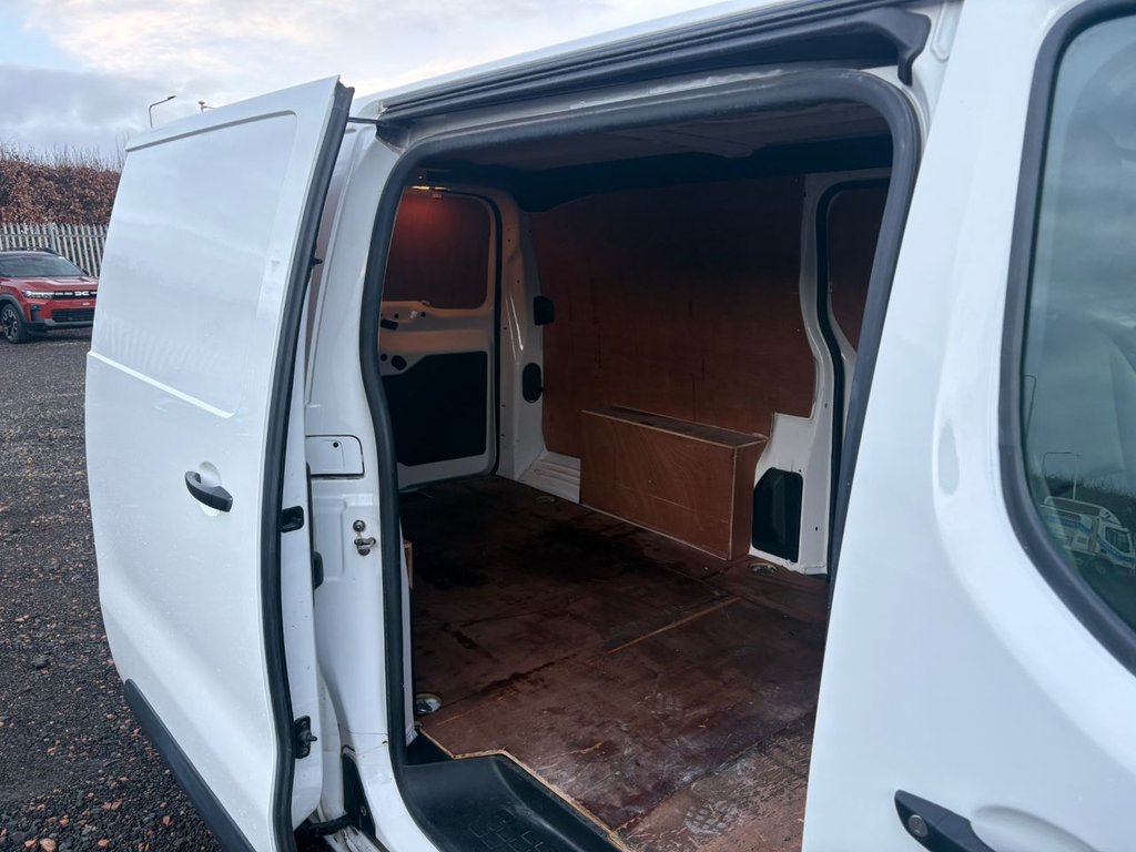 Used Vauxhall Vivaro 2020 for sale - 77171743: Photo 12