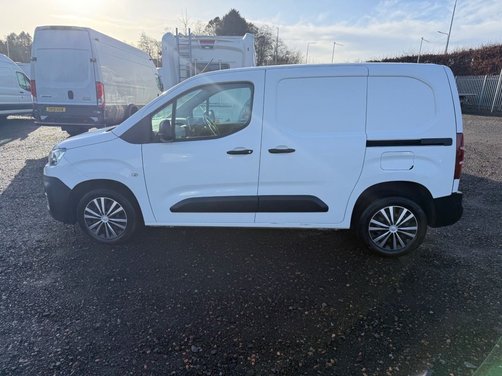 Used Citroen Berlingo 2020 for sale - 77356770: Photo 4
